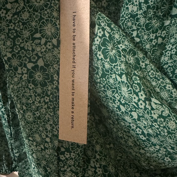 ✨NWT✨ Reformation Luca Dress in Green Verdugo - Picture 8 of 10